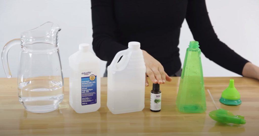 Homemade laminate floor cleaner