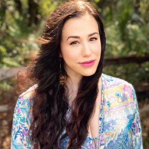 Marci Robin Marci Robin - Beauty & Fashion Expert