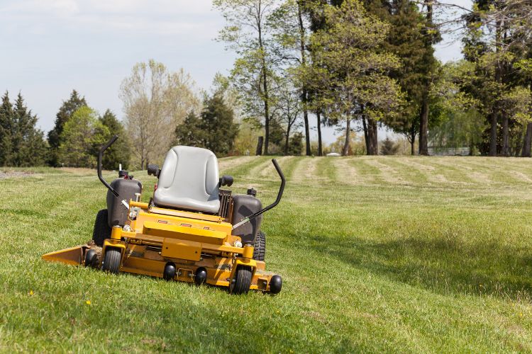 can riding lawn mowers go up hills