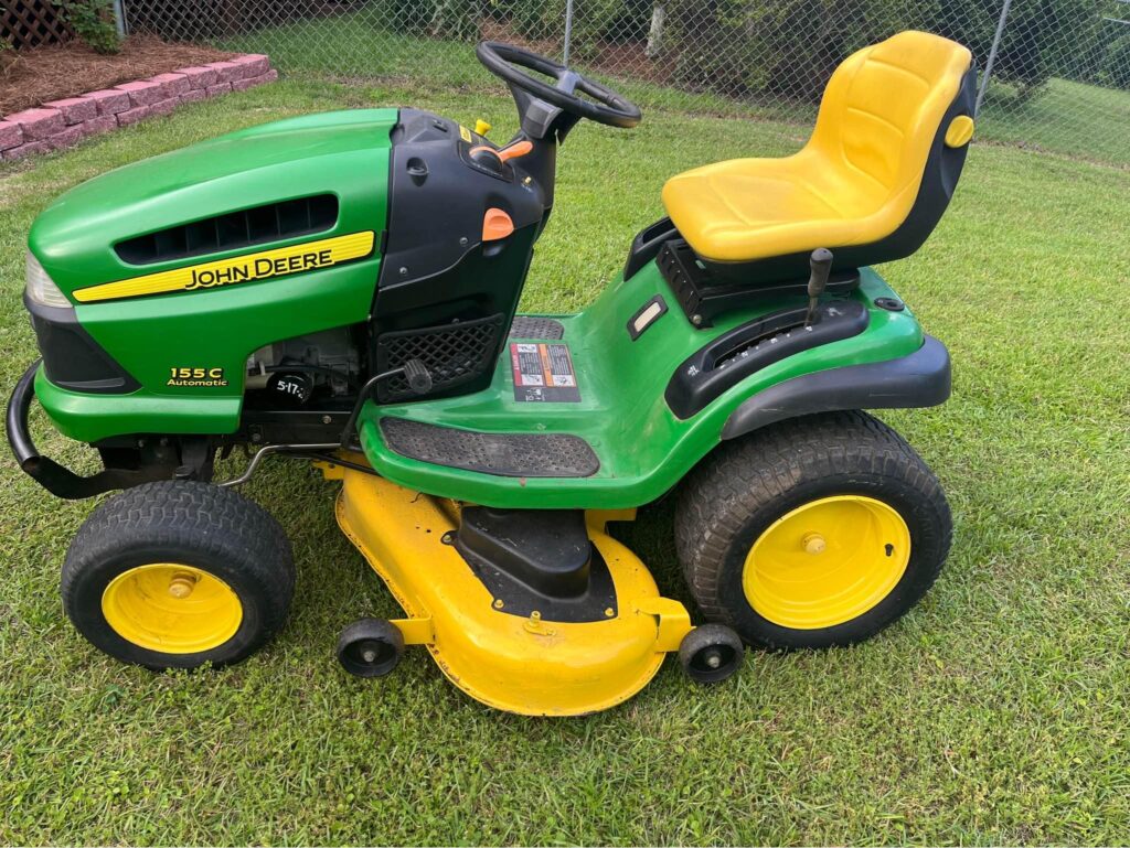 John Deere 2