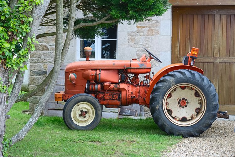 what to do with an old lawn tractor