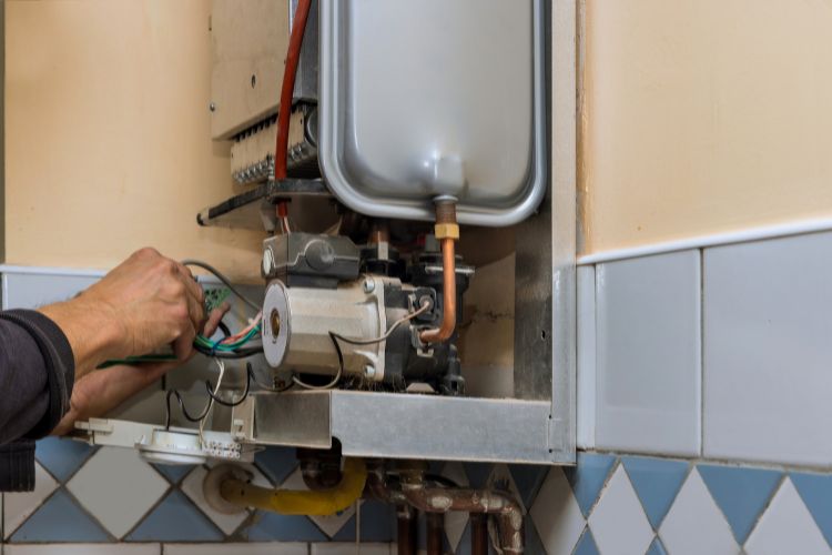 what to do when water heater bursts