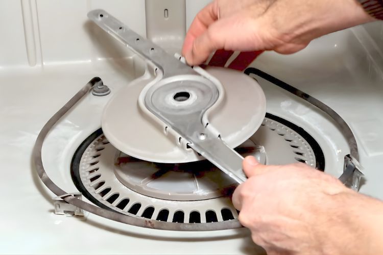 spray arm for whirlpool dishwasher